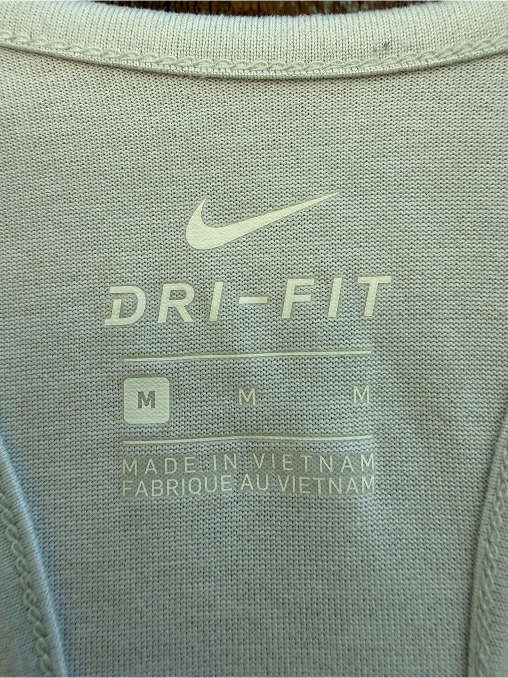 NIKE Dri Fit Women’s Light Gray Racerback Athletic Tank Top Size Medium - Picture 2 of 7